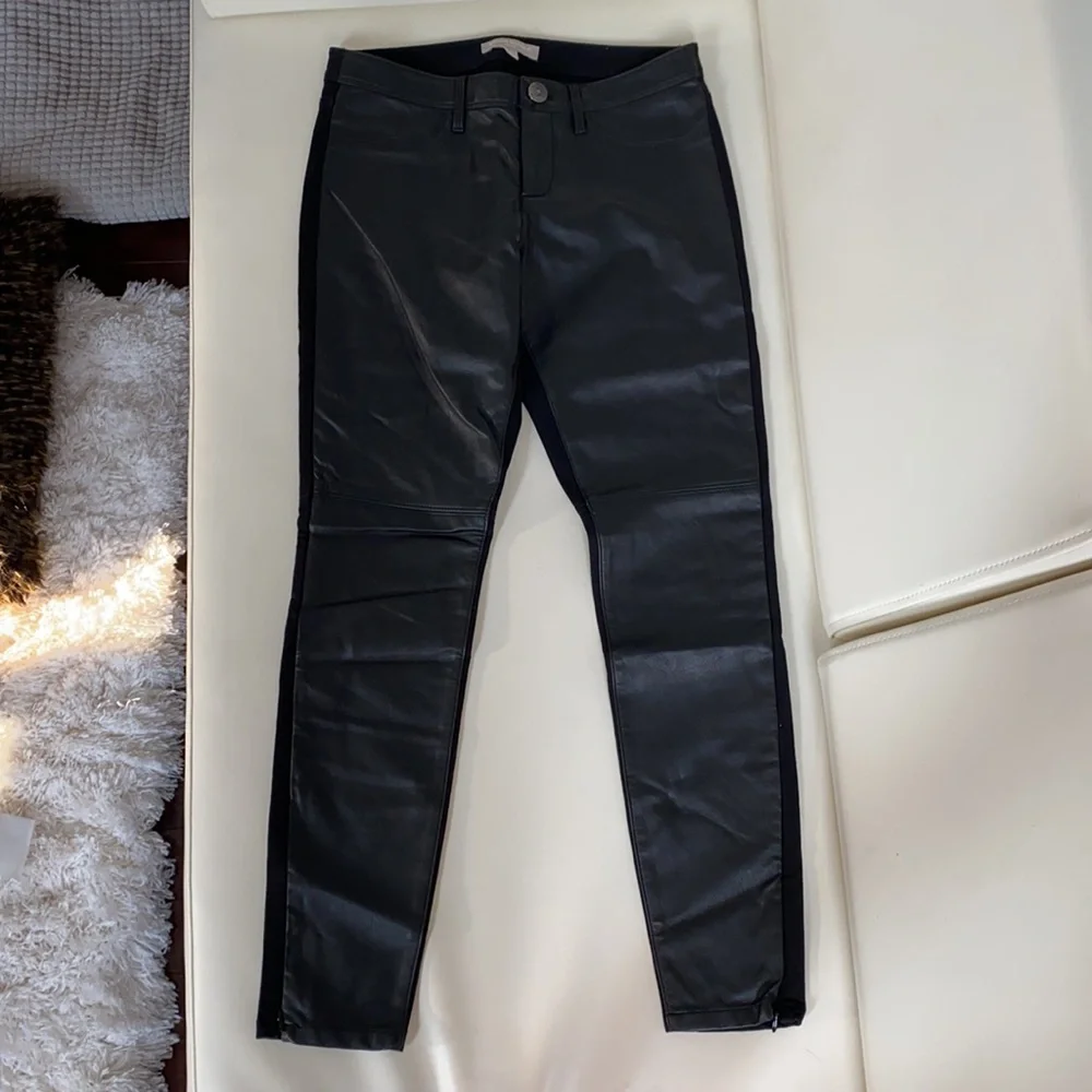 NWOT!Banana Republic Sloan Fit Faux Leather Jeans - Picture 7 of 8